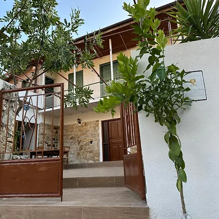 Loucy's Art * Mandria (Limassol)