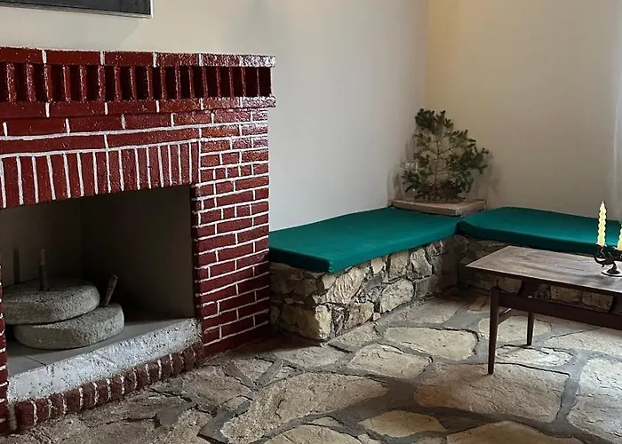 Loucy's Art Εξοχικό σπίτι Mandria (Limassol)