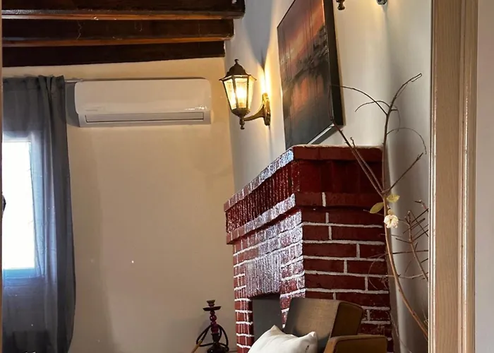 Εξοχικό σπίτι Loucy's Art *